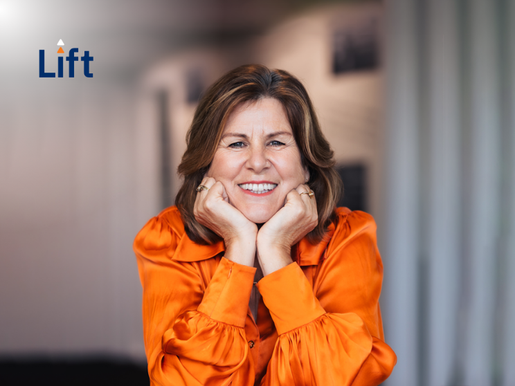 The Gap coach - Lift - Louise Neville