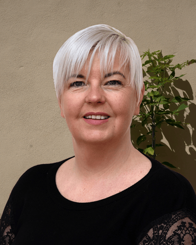 Debbie Spooner The Gap